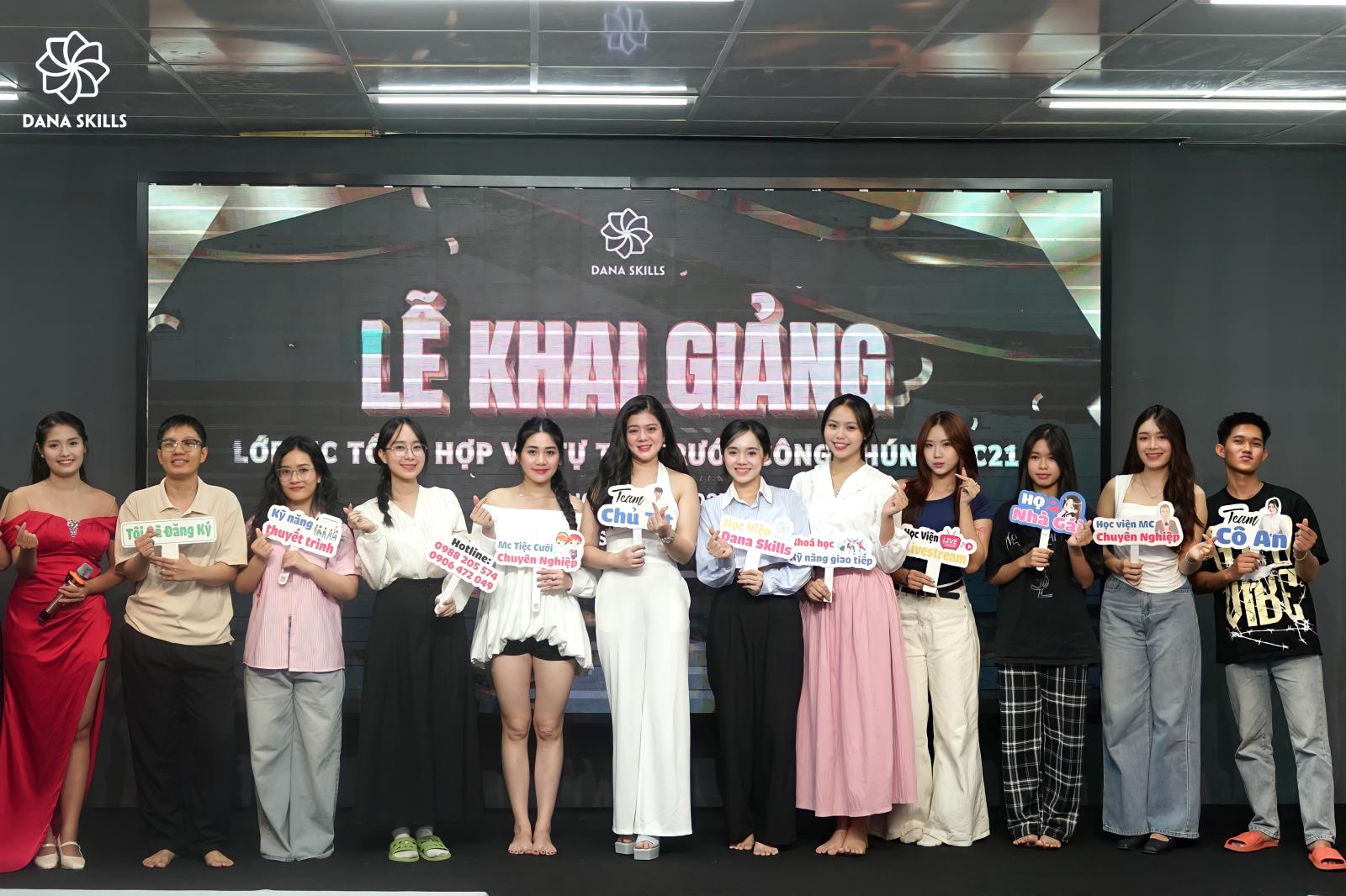 KHAI GIẢNG KHOÁ MC TỔNG HỢP & TỰ TIN TRƯỚC CÔNG CHÚNG