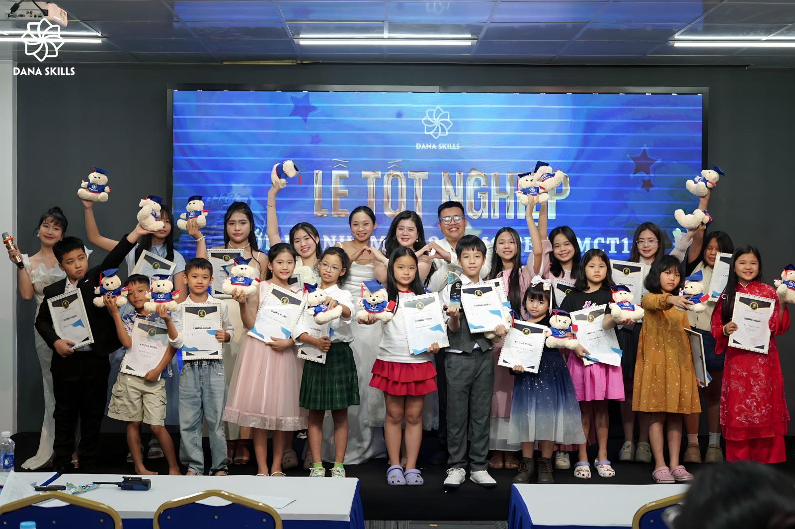 LỄ TỐT NGHIỆP MC NHÍ 12 & MC TEEN 14