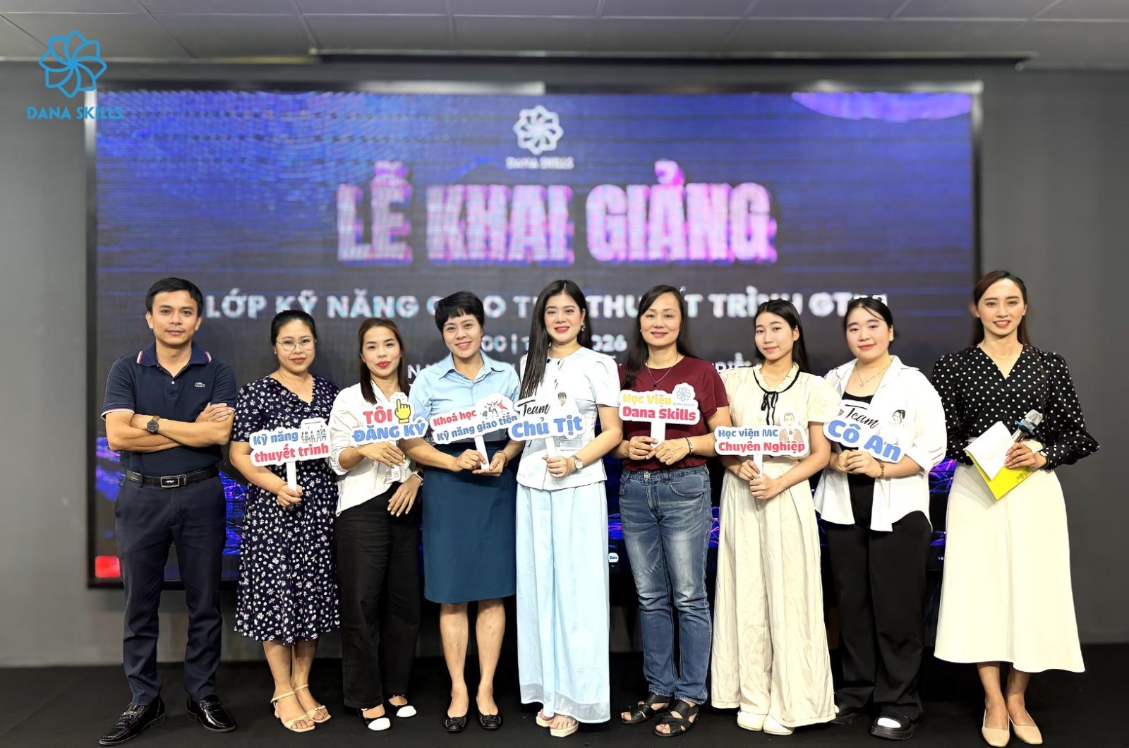 Khai giảng lớp Giao tiếp – Thuyết trình GT39 tại DaNa Skills Đà Nẵng
