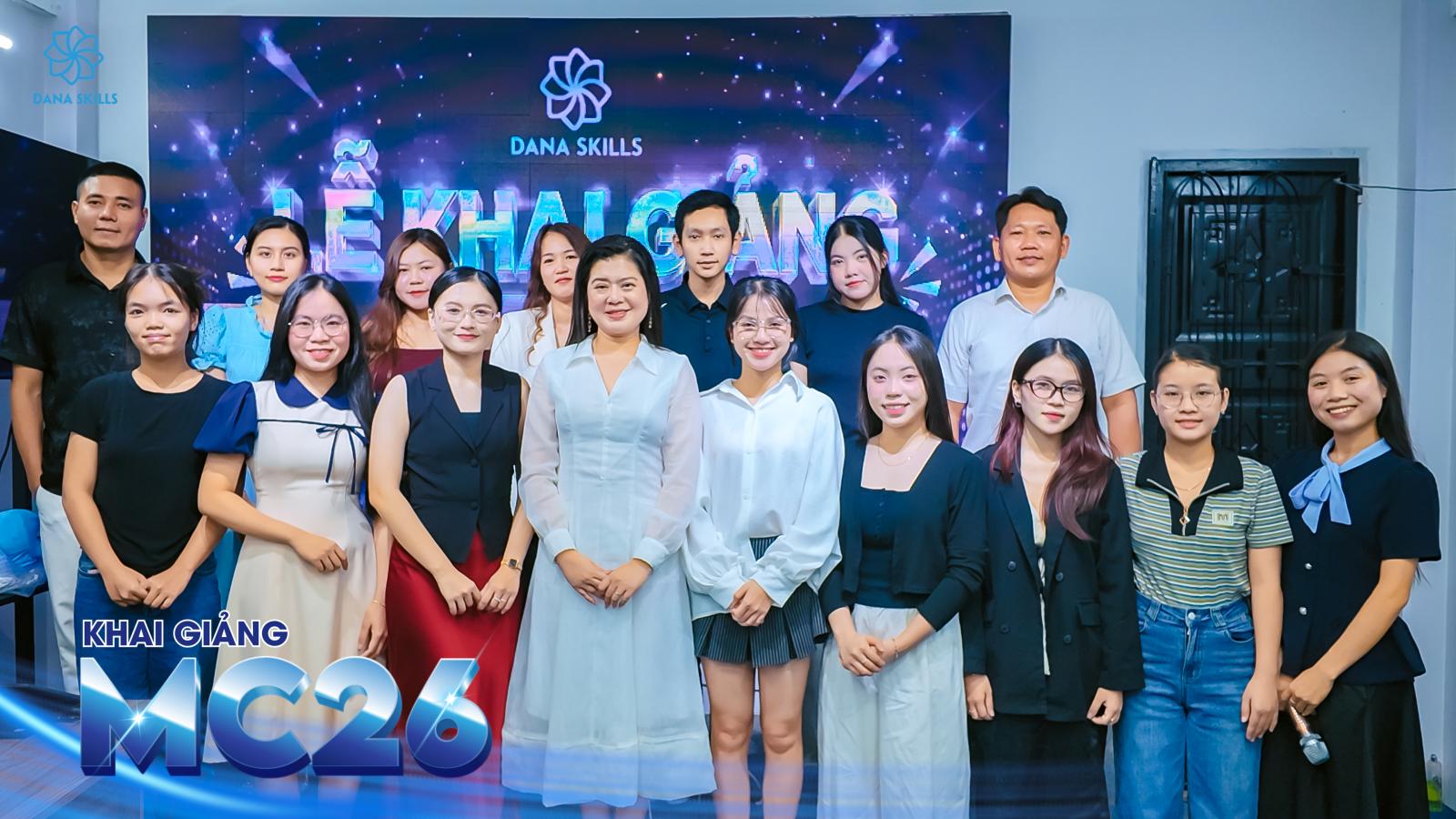 Khai giảng lớp MC Tổng Hợp và Tự tin trước công chúng MC26 – Khởi đầu hành trình chinh phục sân khấu