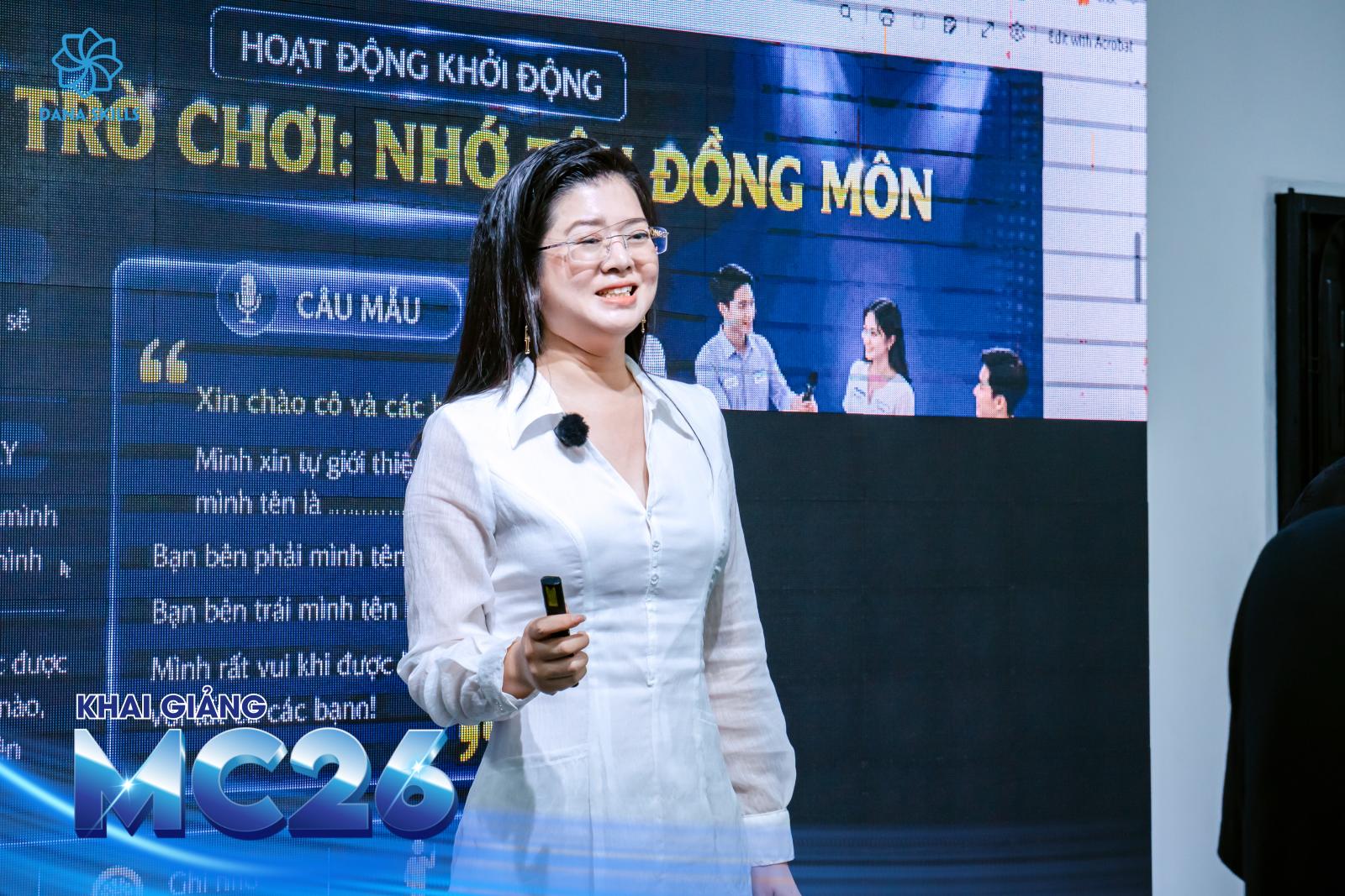 Khai giảng lớp MC Tổng Hợp và Tự tin trước công chúng MC26 – Khởi đầu hành trình chinh phục sân khấu